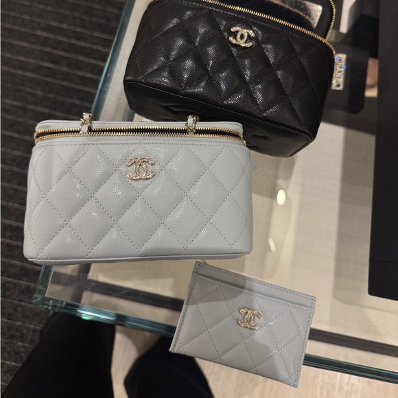 Chanel Ice Blue Vanity | Excellent Condition - Picture 3 of 4
